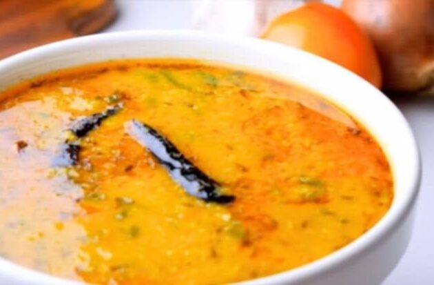 ঘরোয়া হোমমেইড ডাল